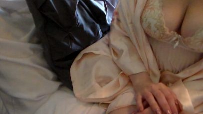ASMR: Bed Time Story and Snack Role Play