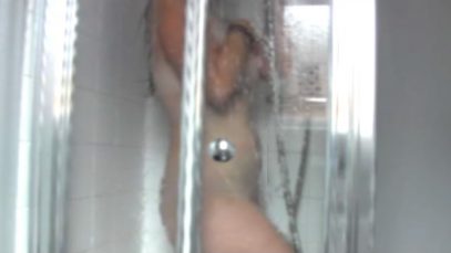 MORNING SHOWER ROUTINE