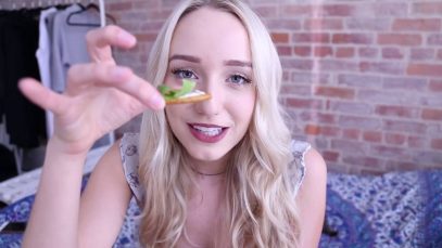 ASMR Girlfriend Roleplay | GwenGwiz