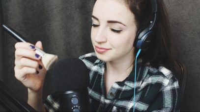 [ASMR] Goodnight Triggers (Mic/Camera Brushing, Hand Movements, Massage)