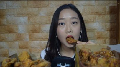 [한국어 ASMR] 노랑통닭 잇팅사운드 Chicken Eating Sound + Talking