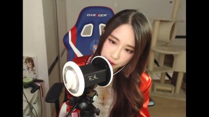 ASMR Ear Cleaning Mouth Sounds Mic Wrapping Chinese ASMR
