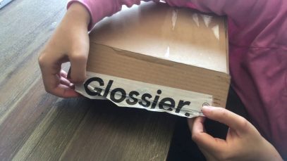 ASMR Unboxing Glossier Package