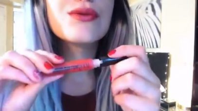 Lipstick & Kissing Sounds *ASMR*