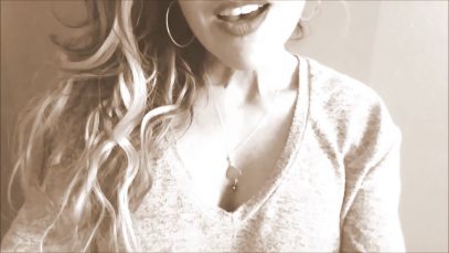 RAMBLING YOGA GIRL CHAKRAS ASMR LOVERS KISSES