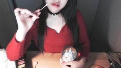 (SUB) ASMR Korean Lovely GF’s Hard Earwax Ear Cleaning 여친의 딱딱한 귀지청소