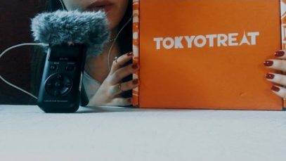 Türkçe ASMR l TokyoTreat Atıştırmalık Kutusu Açılımı I Yumuşak Sesle Konuşma, Hışırtı, Yemek Yeme