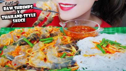 ASMR COOKING EATING RAW SHRIMP XSPICY THAILAND STYLE SAUCE X PAPAYA SALAD , EATING SOUNDS| LINH-ASMR