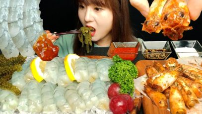 ASMR [COOKING & EATING] SEAFOOD RAW SHRIMP + FRIED SHRIMP HEAD BUTTER + SEA GRAPES. MUKBANG
