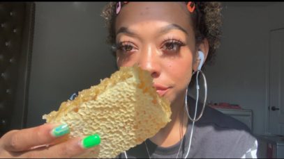 ASMR | Eating Raw Honeycomb ?? (STICKY SATISFYING SOUNDS)