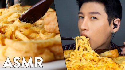 *ASMR* KIMCHI BACON PASTA + GARLIC BREAD BIG BITES (No Talking) Tingly Slurping Eating Sounds