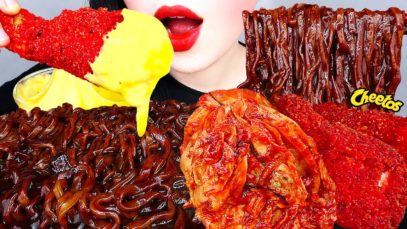 ASMR MOZZARELLA CHEETOS CHICKEN, JAJANGMYEON, KIMCHI 모짜렐라 치토스 치킨, 짜장라면, 김치 먹방 EATING SOUNDS MUKBANG