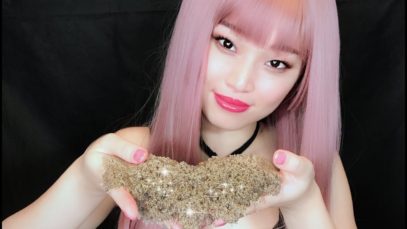 [ASMR] Oh So Satisfying~ Playing with Kinetic Sand