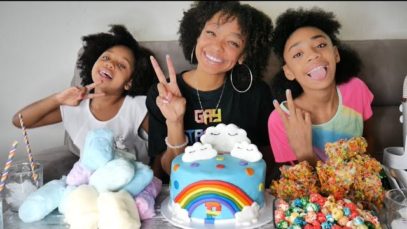 ASMR | RAINBOW FOOD MUKBANG ? SKITTLES CAKE, FRUITY PEBBLE TREATS, POPCORN & COTTON CANDY!