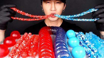 ASMR RED FOOD VS BLUE FOOD, GIANT GUMMY WORM, NERDS ROPE, PLANET GUMMY, ROCK CANDY, GUMMY BALLS 먹방