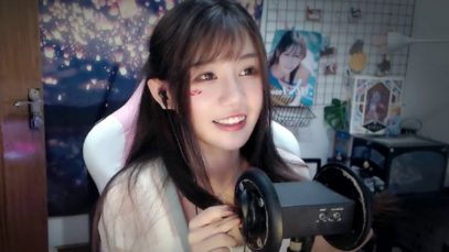 ASMR Slow Relaxing Triggers ?