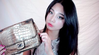 [ASMR] Whispered Tapping and Scratching