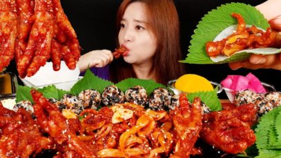 ASMR(COOKING) 숯불닭발 SPICY CHICKEN FEET WITH CHARCOAL SCENT, RICE BALL. MUKBANG