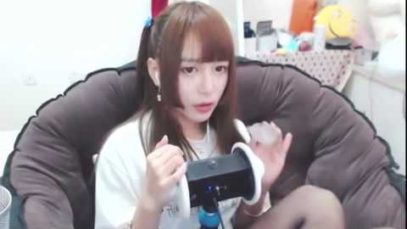 Chinese ASMR,ear eating&cleaning&massage,mouth sound,talking[神无月凛子]