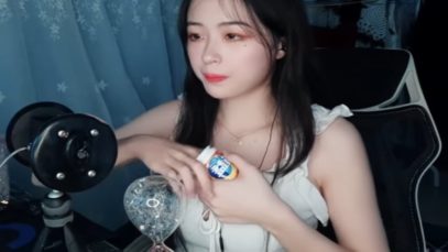 Chinese ASMR,eating chewing gum[渔子溪]