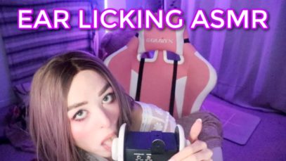 Ear licking ASMR to help you relax ?