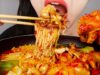 NOODLE ASMR *Spicy Baby Octopus* NO TALKING EATING SOUNDS MUKBANG ㅣ매콤한 쭈꾸미 라면 리얼사운드 먹방