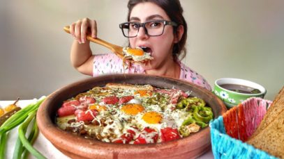 بيض مقلي بالفخار فطوري الصباحي | موكبانغ |