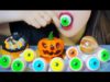 AMSR EATING HALLOWEEN CAKE X CANDY (  GRAVE-SHAPED TART , PUMPKIN CAKE  , EYE BALL GUMMY CANDY )