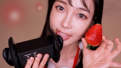 ASMR EAR EATING & BLOWING ?Strawberry Flavored