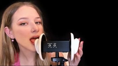ASMR Ear Eating, Licking & Noms