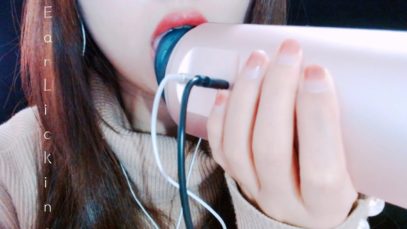 [ASMR] Ear LIcking | fast and loud | mouth sound | aggressive licking ??
