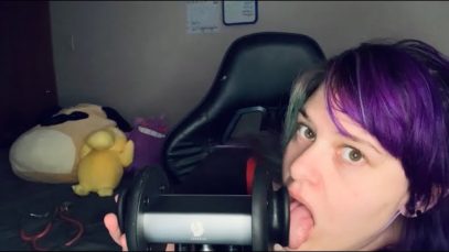 ASMR | ear licking ft. Zelda snores