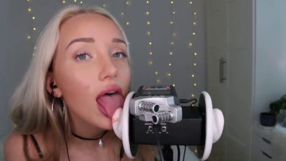 ASMR Ear Licking & Sucking !!!    GwenGwiz