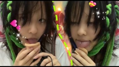 ASMR FAST EAR LICKING EATING WITH TONGUE PIERCINGS AND REMOVE