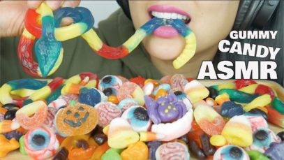 ASMR HALLOWEEN CANDY & GUMMY (CHEWY EATING SOUNDS) NO TALKING | SAS-ASMR