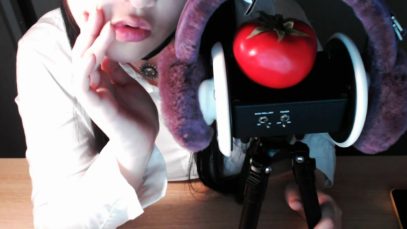 ASMR Korean Tapping, Kiss sound, Ear blowing with Earmuffs 귀마개탭핑과 키스