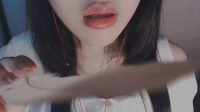 ASMR Mouth Sound and Kiss with Trigger words “Youtube, Tingle, Love”