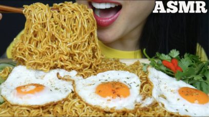 ASMR SPICY INDOMIE MI GORENG NOODLES FRIED EGGS (EATING SOUNDS) NO TALKING | SAS-ASMR
