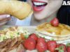 ASMR STRAWBERRY PANCAKE + EGGS & BACON BREAKFAST PLATTER (EATING SOUNDS) NO TALKING | SAS-ASMR