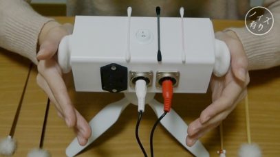 [囁き声-ASMR] 色々な綿棒と耳かき棒でマイクをひっかく Ear Cleaning