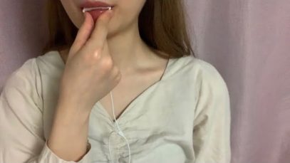 ASMR)*TINGLE* 이어폰입소리asmr? Mouthsound NOTALKING