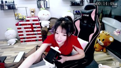 chinese ASMR中文 口腔音，舔耳+吐息声 高跟鞋（耳机必备）