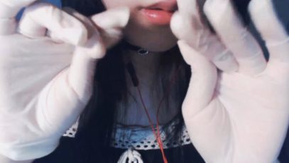 Korean ASMR 한국어 라텍스장갑끼고 귀 만지기 + 종이컵으로 귀 막기 Ear Touching and Paper Cups Ear Cupping with Latex Gloves
