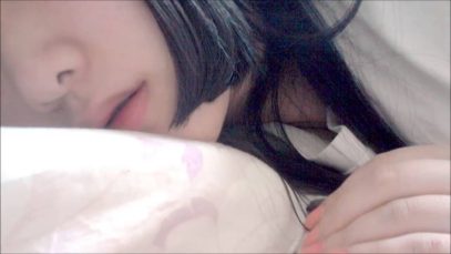 (SUB) ASMR Heart Beat and Quiet Humming