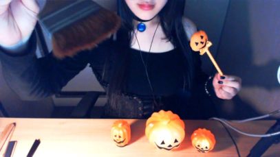 (SUB) ASMR Korean Halloween Witch RP & Mic brushing 할로윈의 마녀