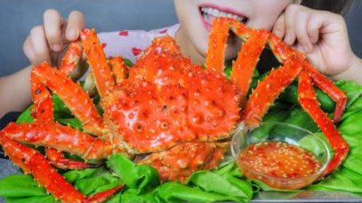 ASMR EATING KING CRAB TO HAPPY NEW YEAR 2021 , EATING SOUNDS | LINH ASMR
