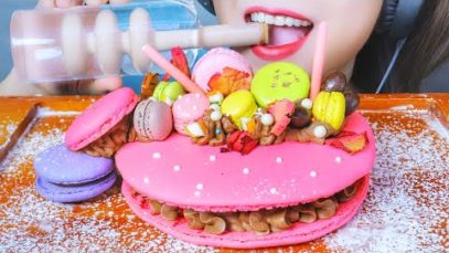 ASMR EATING GIANT MACARON CAKE , SOFT , EATING SOUNDS | LINH-ASMR
