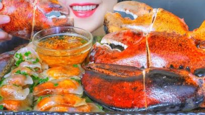 ASMR VIETNAMESE RICE DUMPLING CAKE X LOBSTER CLAWS , EATING SOUNDS | LINH-ASMR