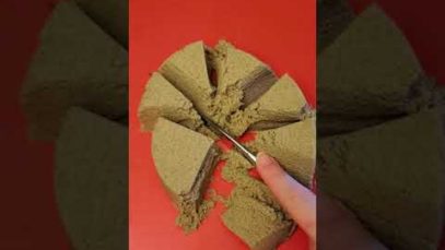 Satisfying crunchy kinetic sand ASMR ? NO TALKING | ASMR #Shorts