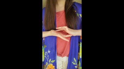 Soft, hypnotizing hand movements for tingles ✨NO TALKING ASMR #Shorts